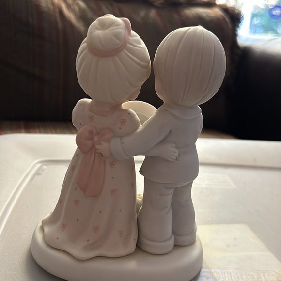 Precious moments 25 year Anniversary - Picture 2 of 5